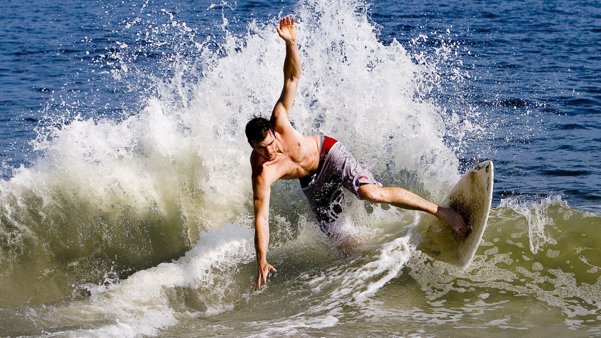 张继科统治全场，中国队以压倒性优势碾压英格兰队